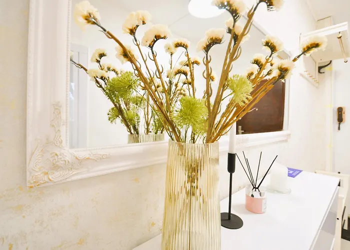 Fragrantly Lejlighed *